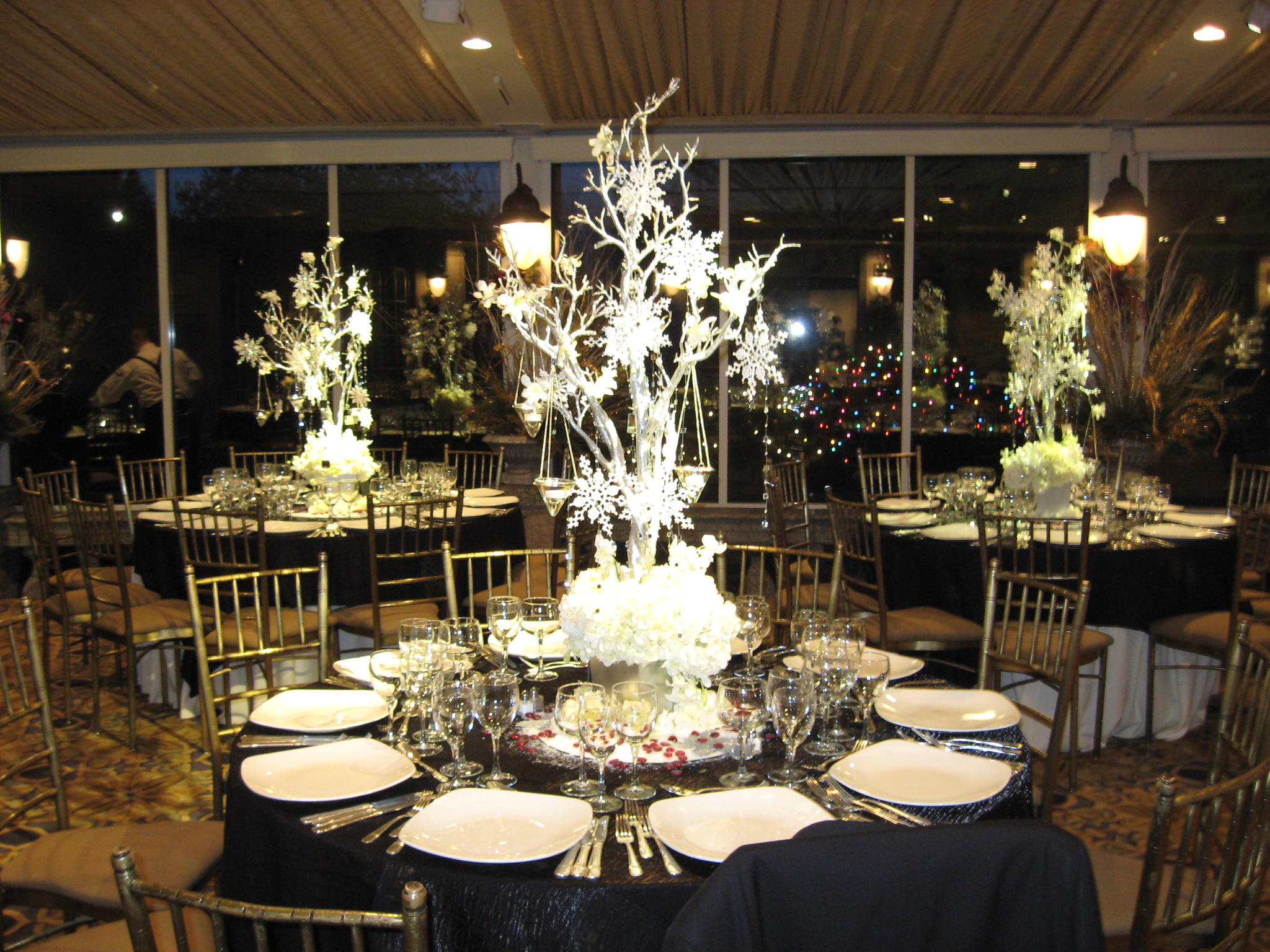 Winter Wedding Centerpieces 2 The Urban Diva Blog By Gia